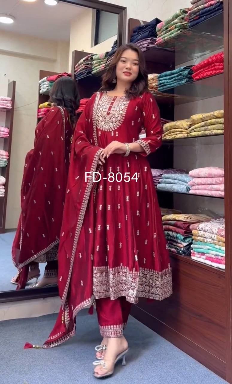 Heavy Chinon Silk With Heavy Embroidery 3 mm Sequence & Coding Dori Work With Sleeves With Fancy Coin Latkan Border Kurti Set